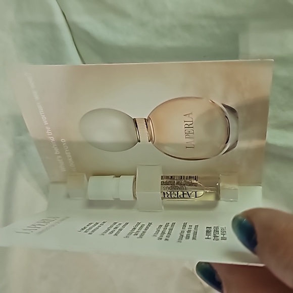 Beauty Items - Picture 5 of 6